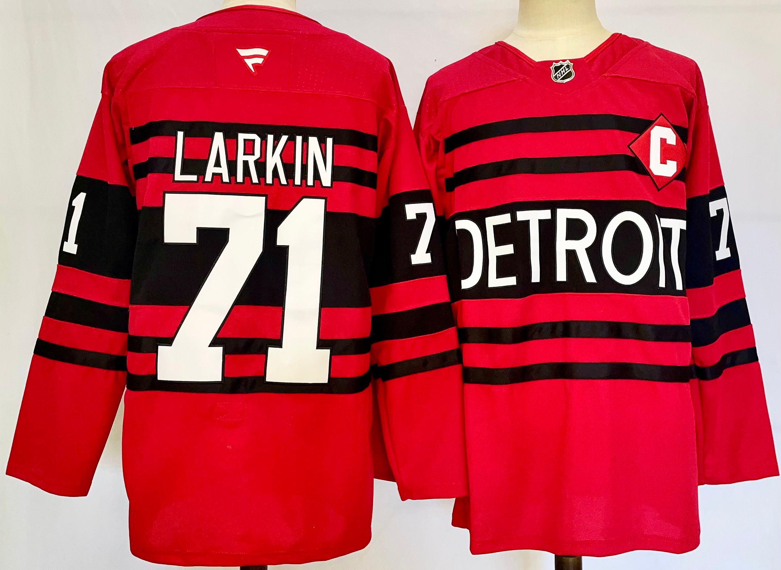 Men Detroit Red Wings #71 Larkin Red 2025 Home Premier Player NHL Jersey style 1->detroit red wings->NHL Jersey